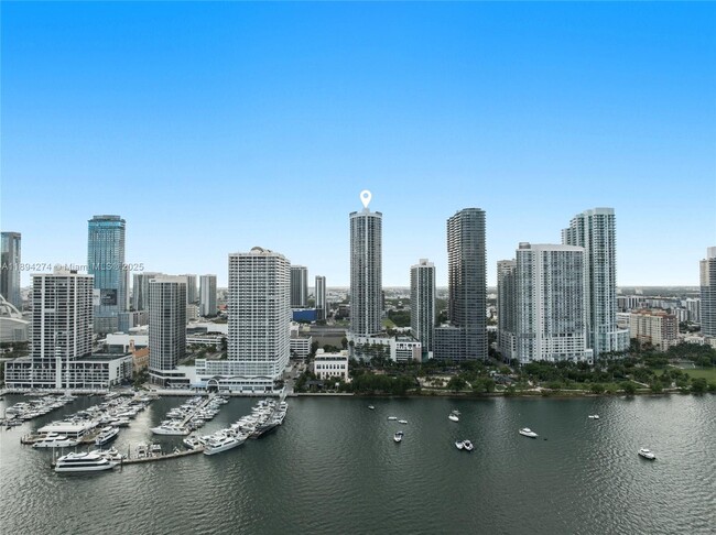 Building Photo - 1750 N Bayshore Dr