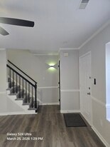 Building Photo - 1 Penn Cir