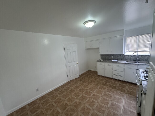 Building Photo - 11300 Pajaro St