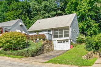 Building Photo - 801 Jefferson Rd