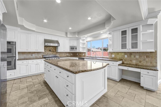 Building Photo - 5128 Avenida Hacienda