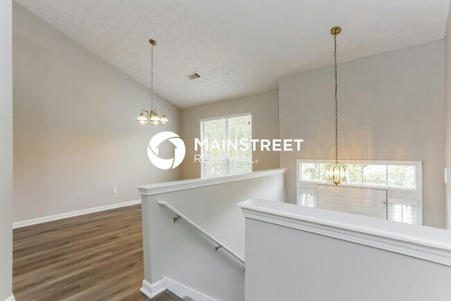 Building Photo - 1275 Avery Dr