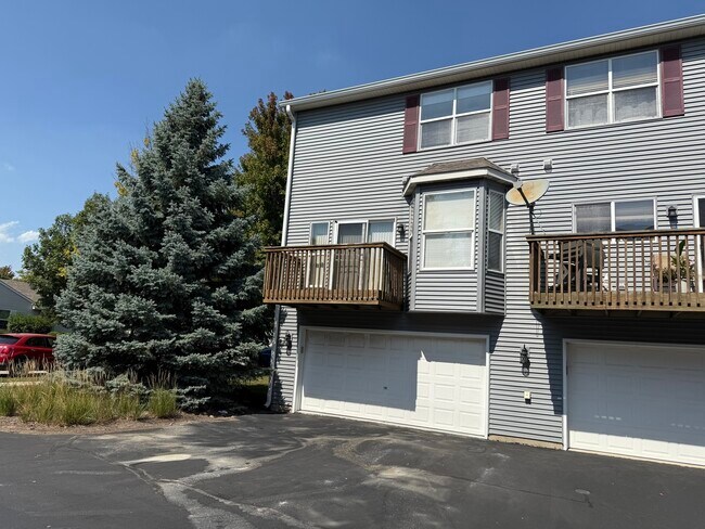 Building Photo - 1315 Chestnut Ln