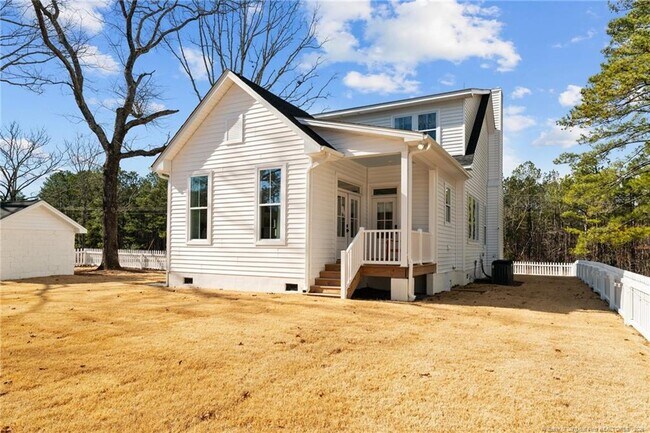 Building Photo - 1718 Ponderosa Rd