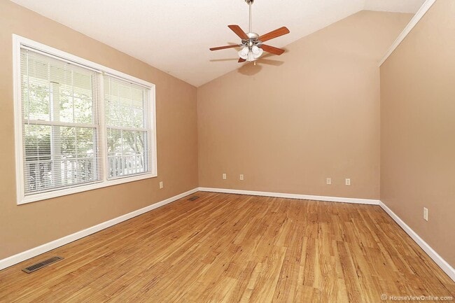 Building Photo - House In Cape Girardeau