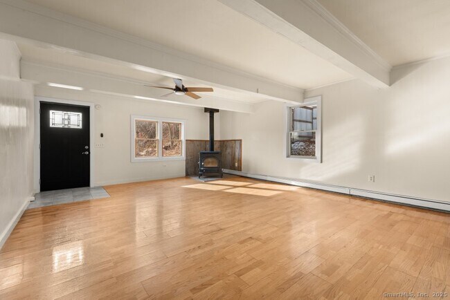 Building Photo - 120 Obtuse Hill Rd