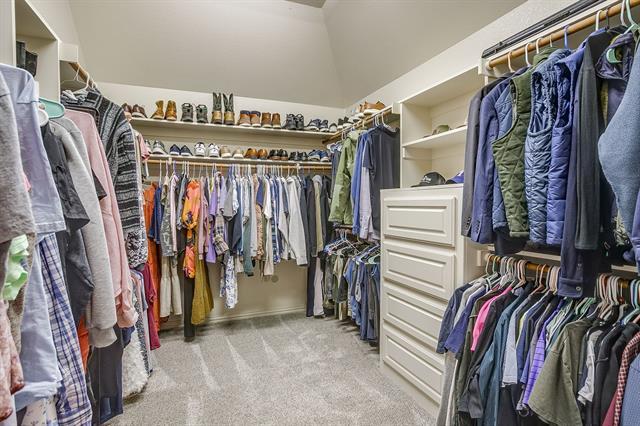 Building Photo - 43 Crown Rd