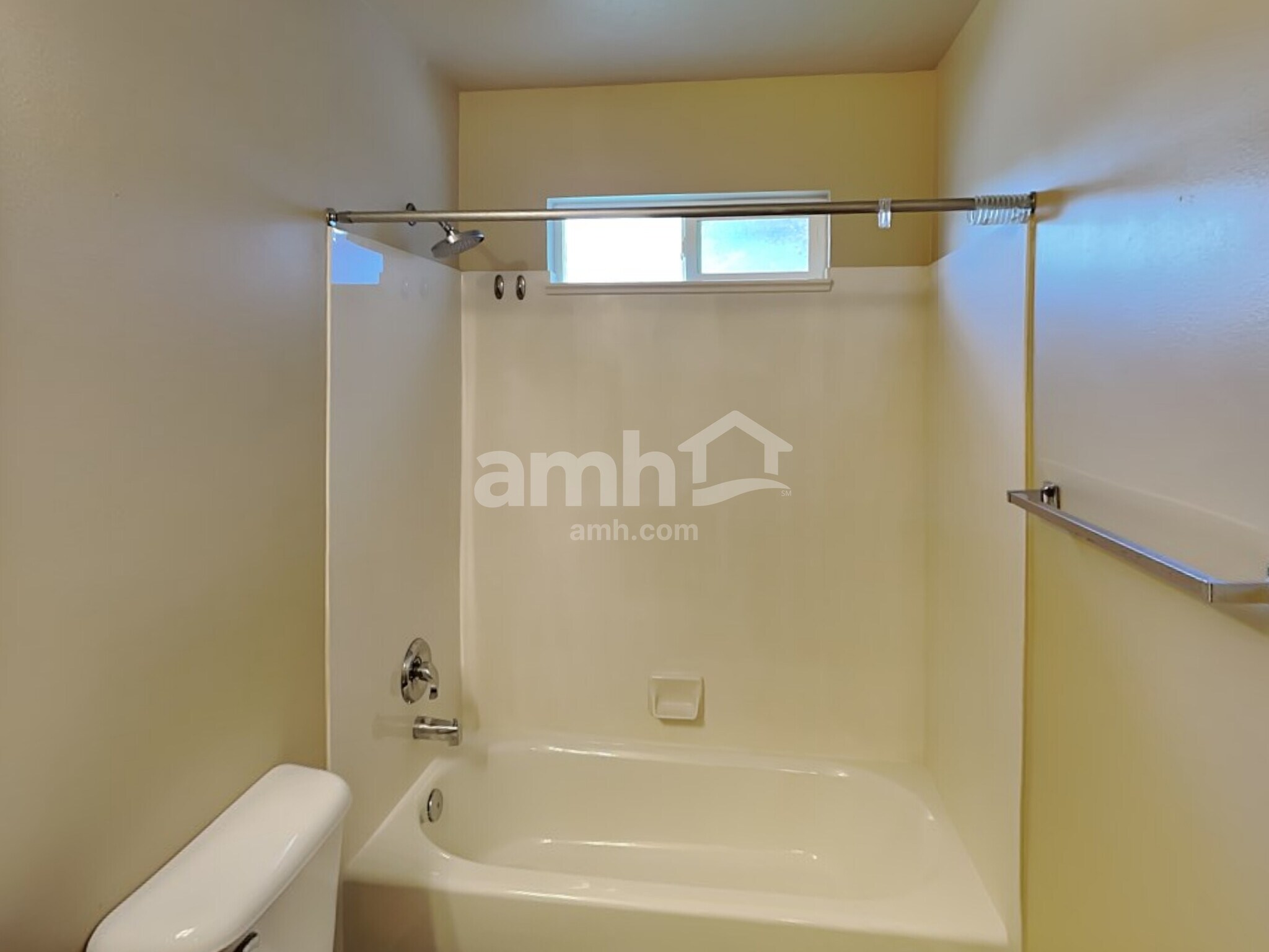 Building Photo - 10207 N Forest Creek Dr