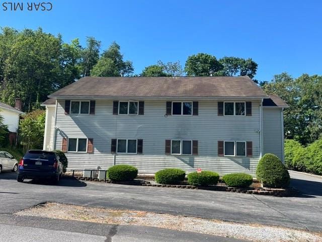 Building Photo - 722 E Oakmont Blvd
