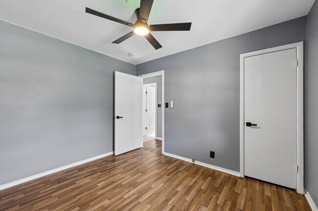 Building Photo - 7940 Chaparral Dr