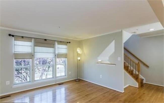 Building Photo - 7681 Blueberry Hill Ln