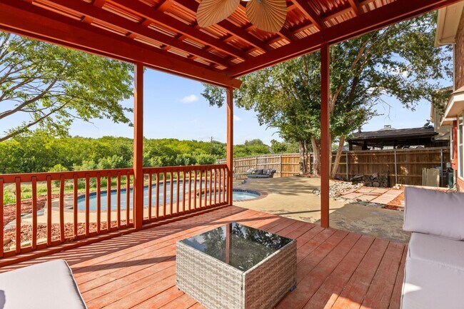 Building Photo - 1339 Barclay Dr