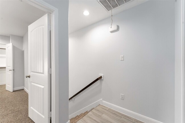 Building Photo - 9032 Jutland Rd
