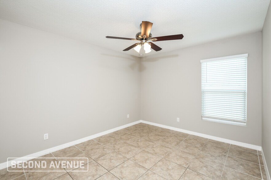 Building Photo - 1655 Painter St SE