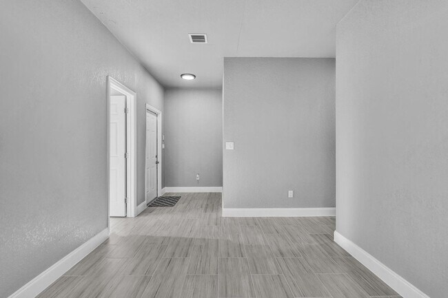 Building Photo - 2019 NW 64th Ave