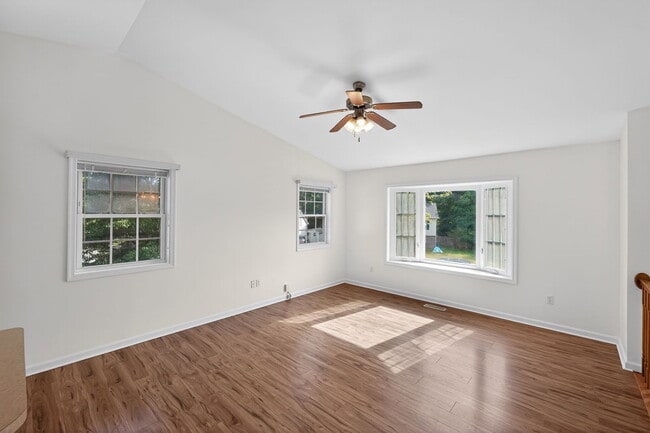 Building Photo - 22628 Rue Woods Dr