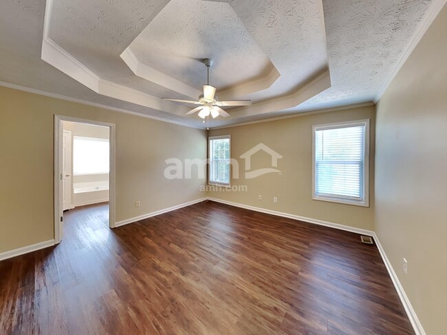 Building Photo - 3930 Pheasant Run Trce
