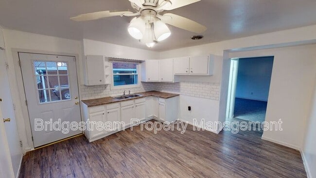 Building Photo - 4149 Klepinger Rd