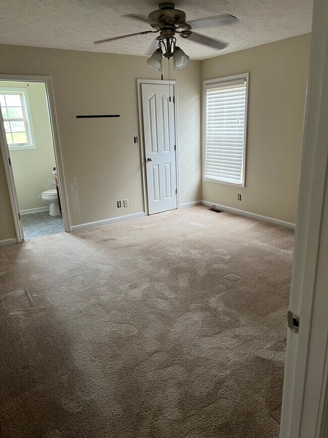 Building Photo - 2599 Cider Dr