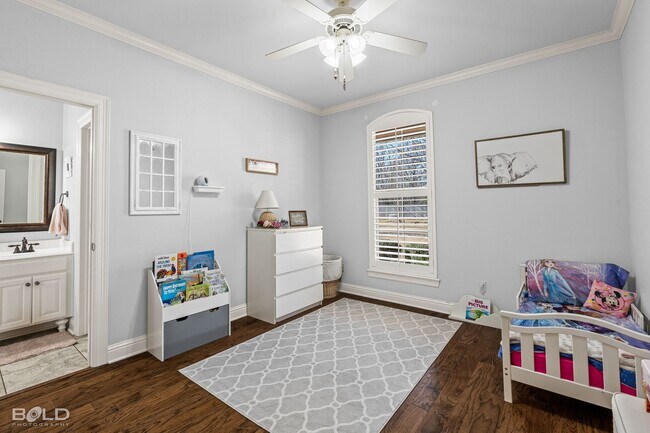 Building Photo - 135 Eagle Bend Way