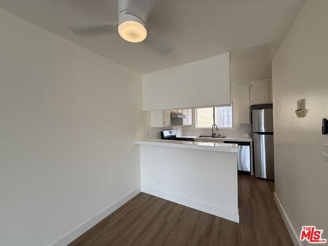 Building Photo - 523 Ashland Ave