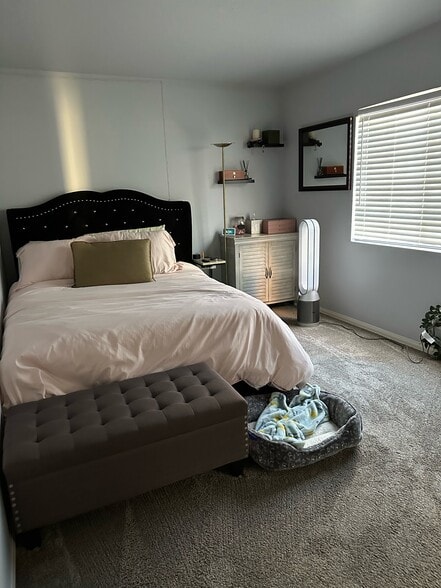 2nd Bedroom - 4371 Oak Glen St