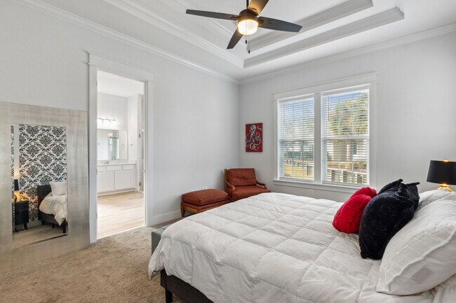Building Photo - 1539 Coastal Oaks Dr