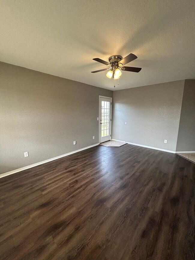 Building Photo - 1598 Tolleson Loop