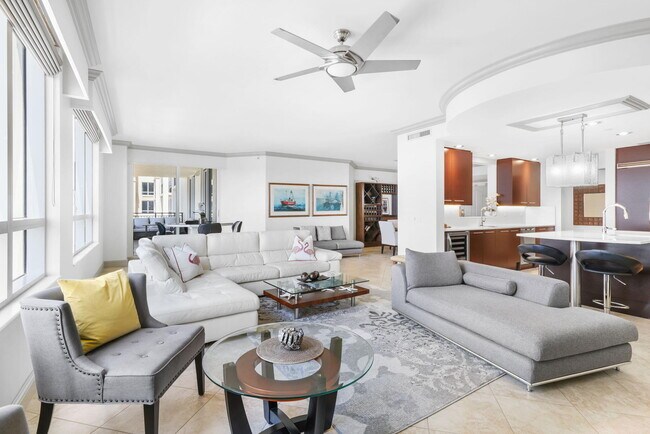 Building Photo - 3800 N Ocean Dr
