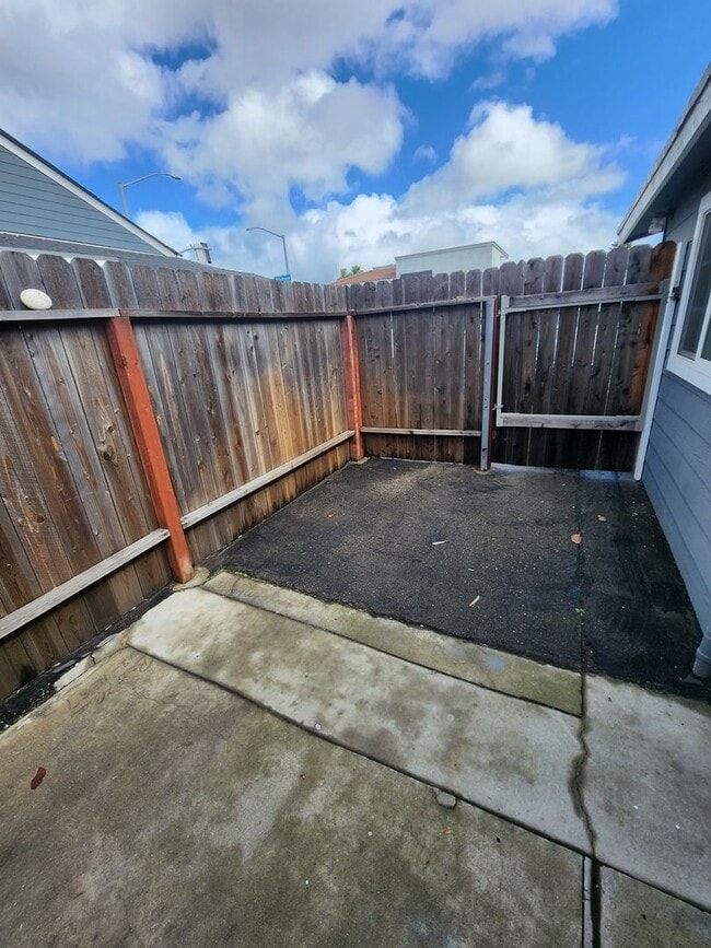 Building Photo - Charming Single Level, 2 Bed, 1 Bath in Grover Beach