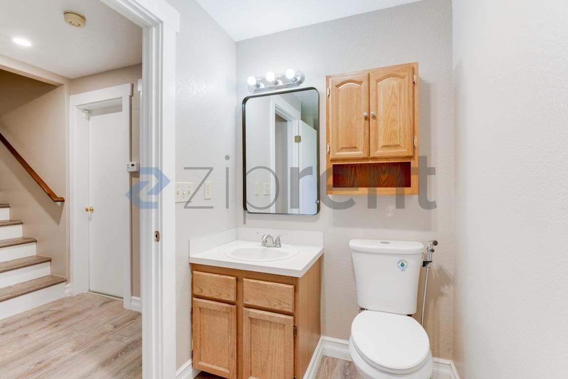 Building Photo - 14325 19th Ave NE