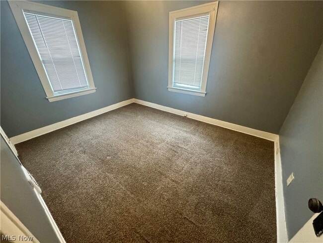 Building Photo - 839 Lecona Dr