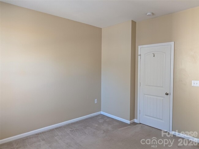 Building Photo - 522 Jetton St