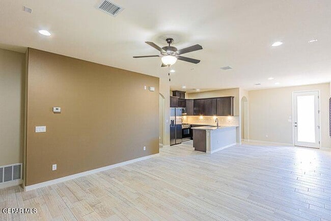 Building Photo - 15144 Design Ct