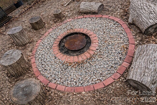 Building Photo - 1211 Ashe Mdw Dr