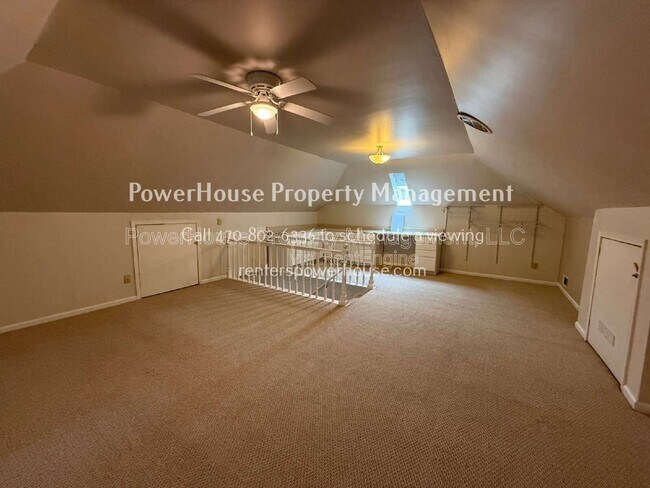 Building Photo - 3209 Henderson Walk