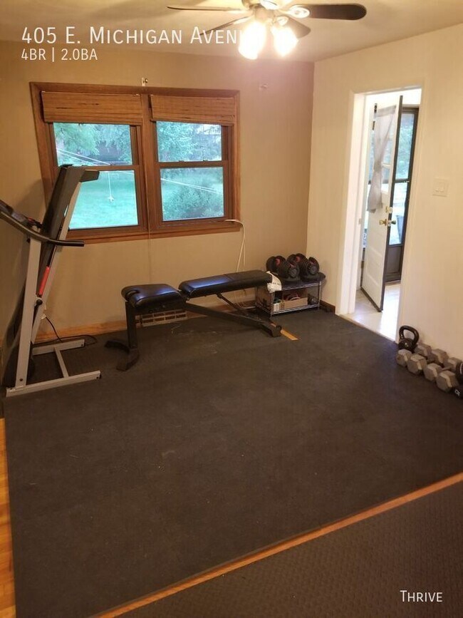 Building Photo - 405 E Michigan Ave