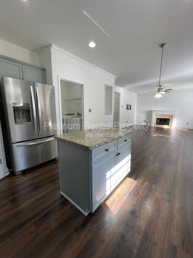 Building Photo - 3442 Old Towne Ln