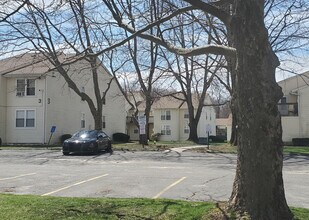 Building Photo - 949 Pleasant Valley Rd