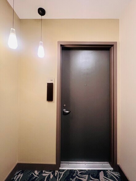 Building Photo - 3810 Wilshire Blvd