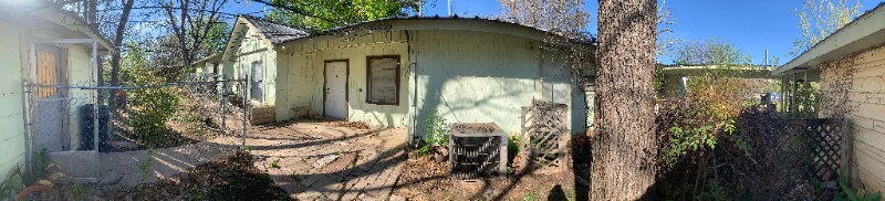 Building Photo - 600 Lakeshore Dr