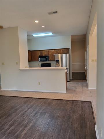 Building Photo - 1905 Libby Ln