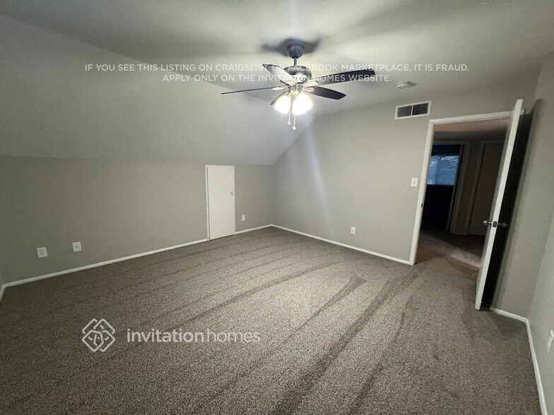 Building Photo - 4500 S Grandview Ave