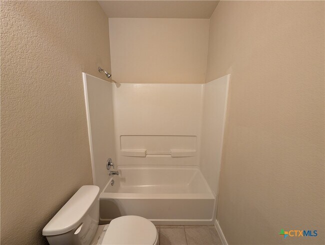 Building Photo - 1330 Ace Ranch St