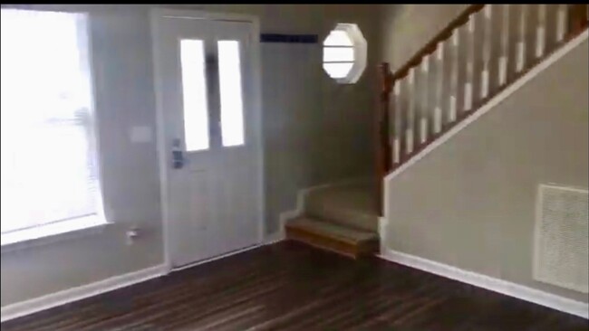 Building Photo - Nice three bedroom two bath two-story in A...