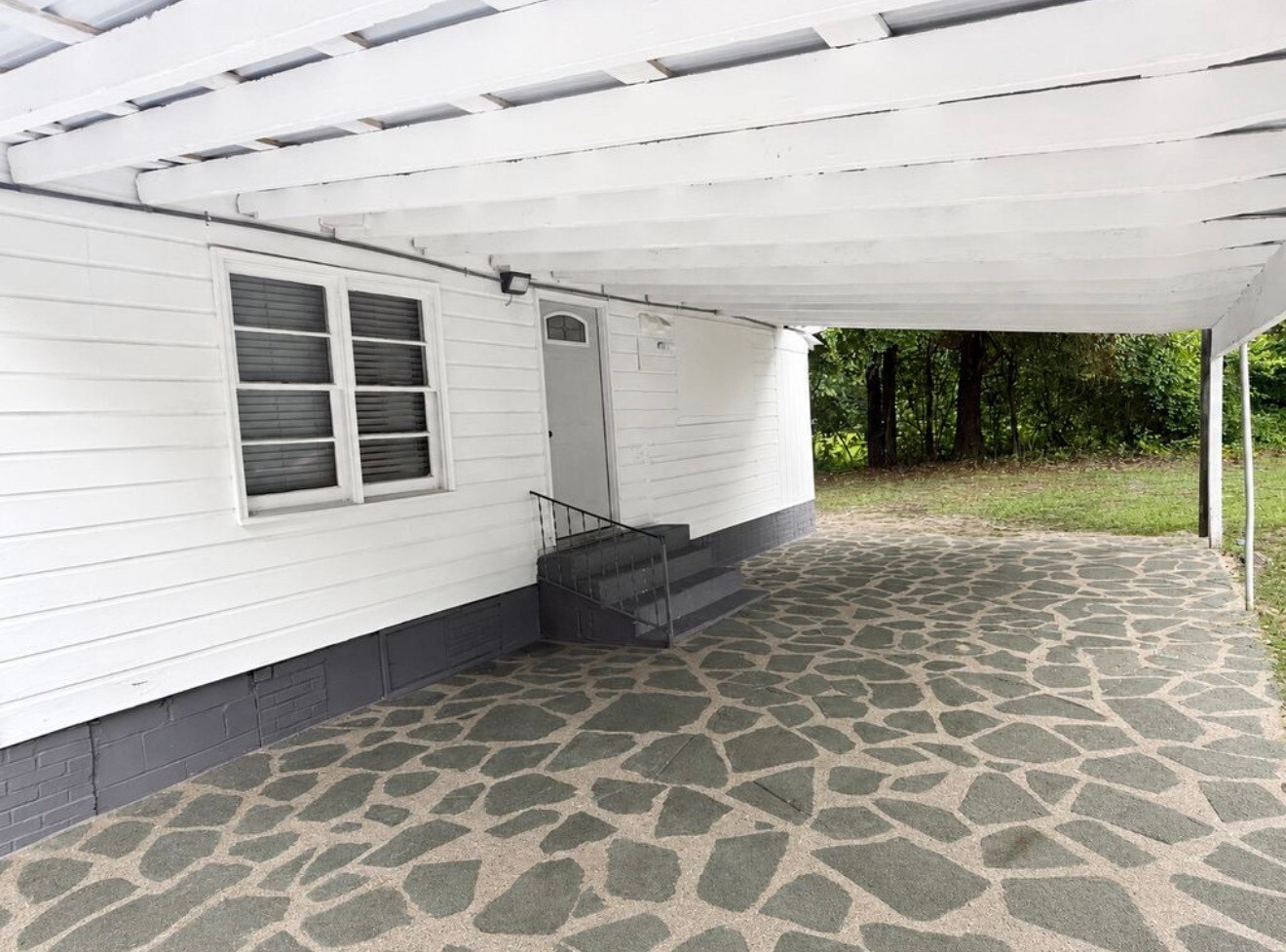 Building Photo - 2015 Old Edisto Dr