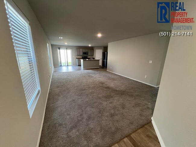 Building Photo - 2248 Bentwood Dr