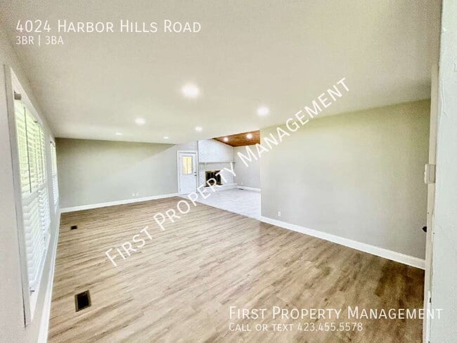 Building Photo - 4024 Harbor Hills Rd