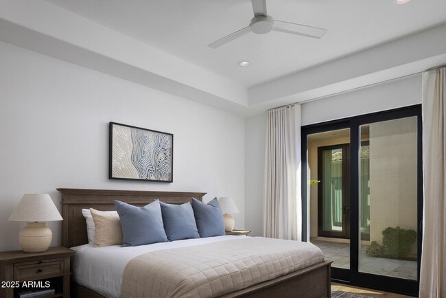 Building Photo - 7730 N Mockingbird Ln