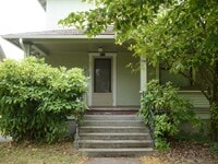 Building Photo - 427 SW 5th St